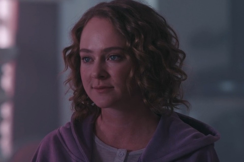    Кадр из нового фильма «Кто-то должен умереть» с Аглаей Тарасовой в главной роли. Фото: Кинопоиск