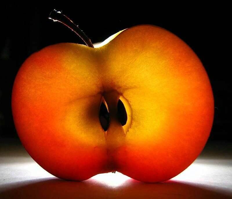 Волшебная картина наливного яблока