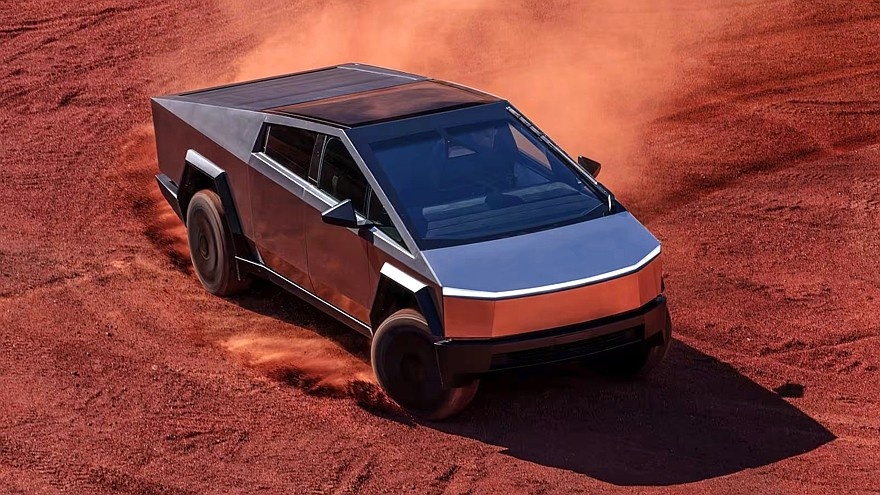    Топовый на данный момент трёхмоторный Tesla Cybertruck Cyberbeast за 99 990 долларов