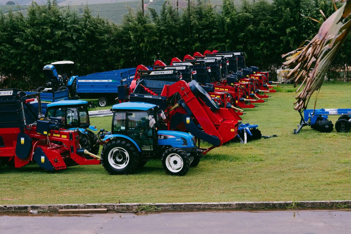 В Бразилии кофейные фермеры могут себе позволить использовать современную технику