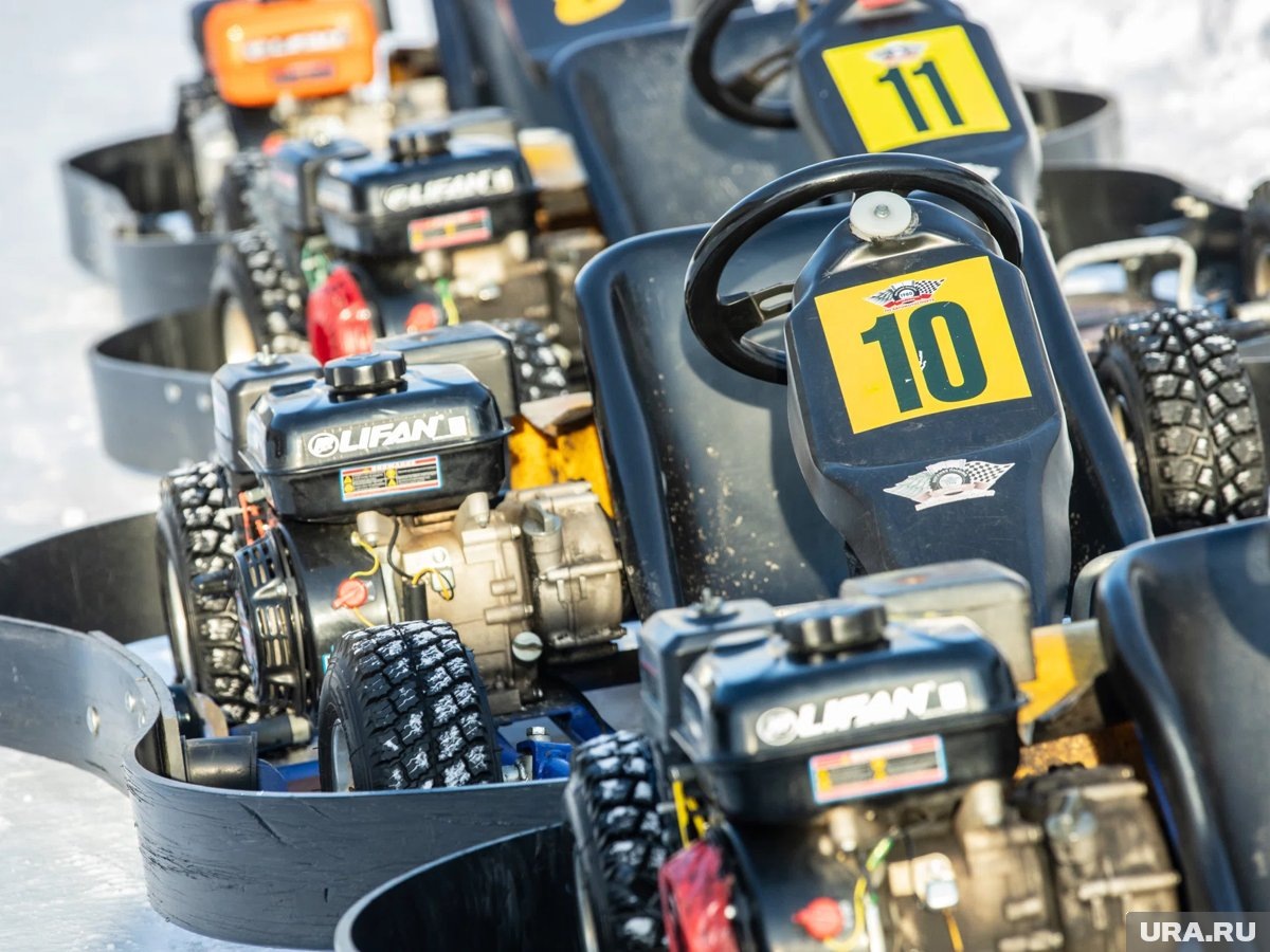    Участникам нужно преодолеть пять кругов на картах