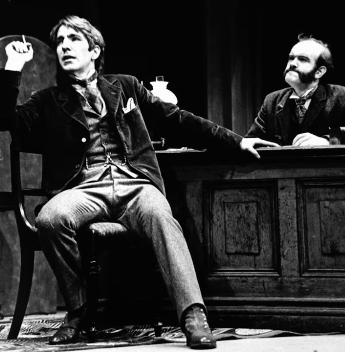 Алан Рикман в роли Шерлока Холмса