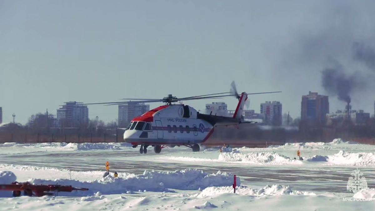 Стоп-кадр с видео «Ростех передал спасателям новейшие вертолеты Ми-38ПС», опубликованного на telegram-канале Ростеха t.me/rostecru
