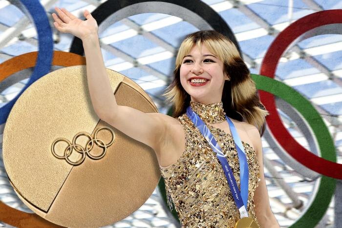 Биография Алисы Лю: от суррогатной матери до олимпийского золота. Коллаж © Life.ru. Обложка © Gettyimages / Matthew Stockman © ТАСС / Пётр Ковалёв © olympteka