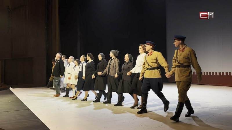    Актеры Сургутского музыкально-драматического театра покорили сцену Южного Урала