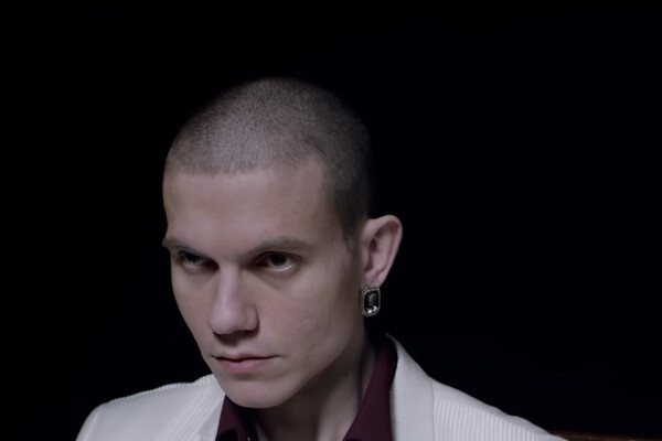 Николай Комягин в клипе Shortparis «Стыд» / Shortparis/YouTube 