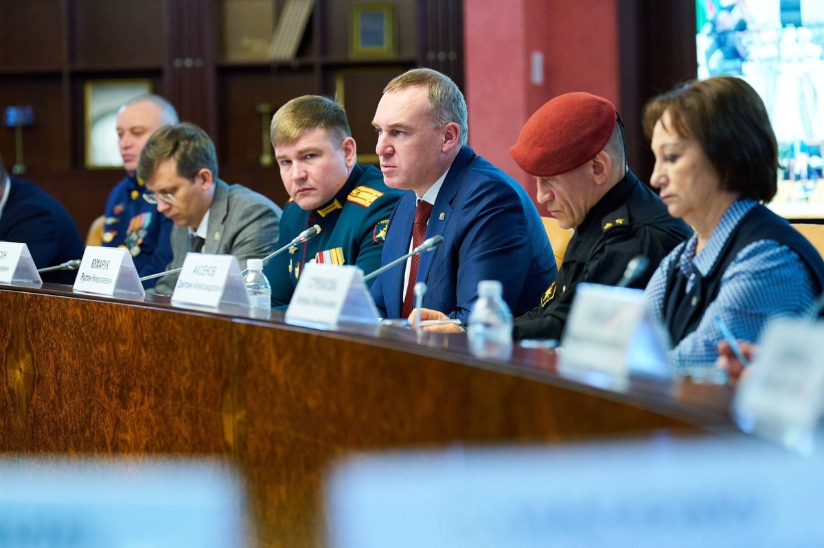    Руслан Кухарук встретился с ветеранами СВО накануне Дня защитника Отечества
