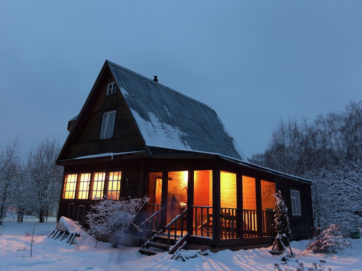    Загородный дом. Архив | © Fotolia / Ilia Torlin