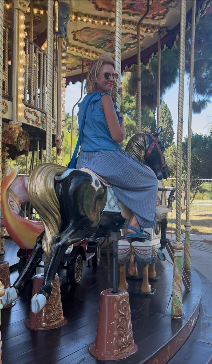 Роскошь быть собой. Автор встречает свои 43) (сентябрь 2025)