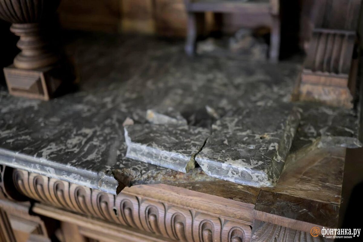 Гурьянов занимался реставрацией исторической мебели. Фото: Дарья Драй/«Фонтанка»