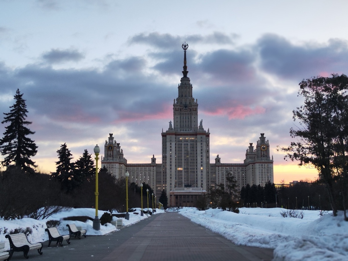 К 8 марта снег в Москве не сойдет.  Фото: ФедералПресс / Ксения Кобалия