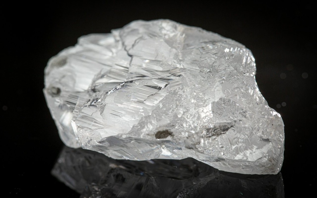    «АГД Даймондс» добыла редкий алмаз весом 229 карат на месторождении им. Гриба фото: соцсети «АГД Даймондс»