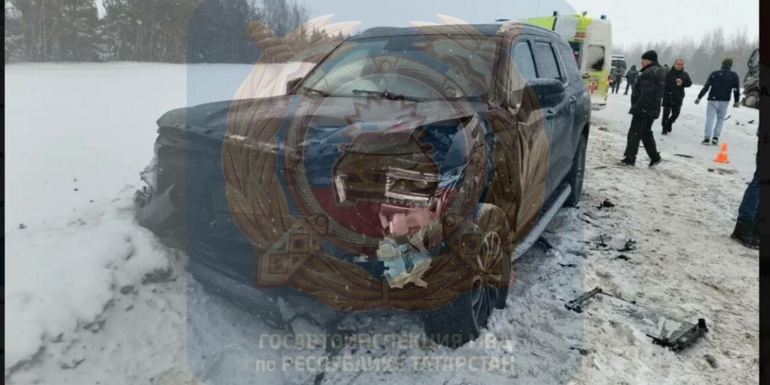 В Дрожжановском районе в ДТП с тремя машинами погибли два человека