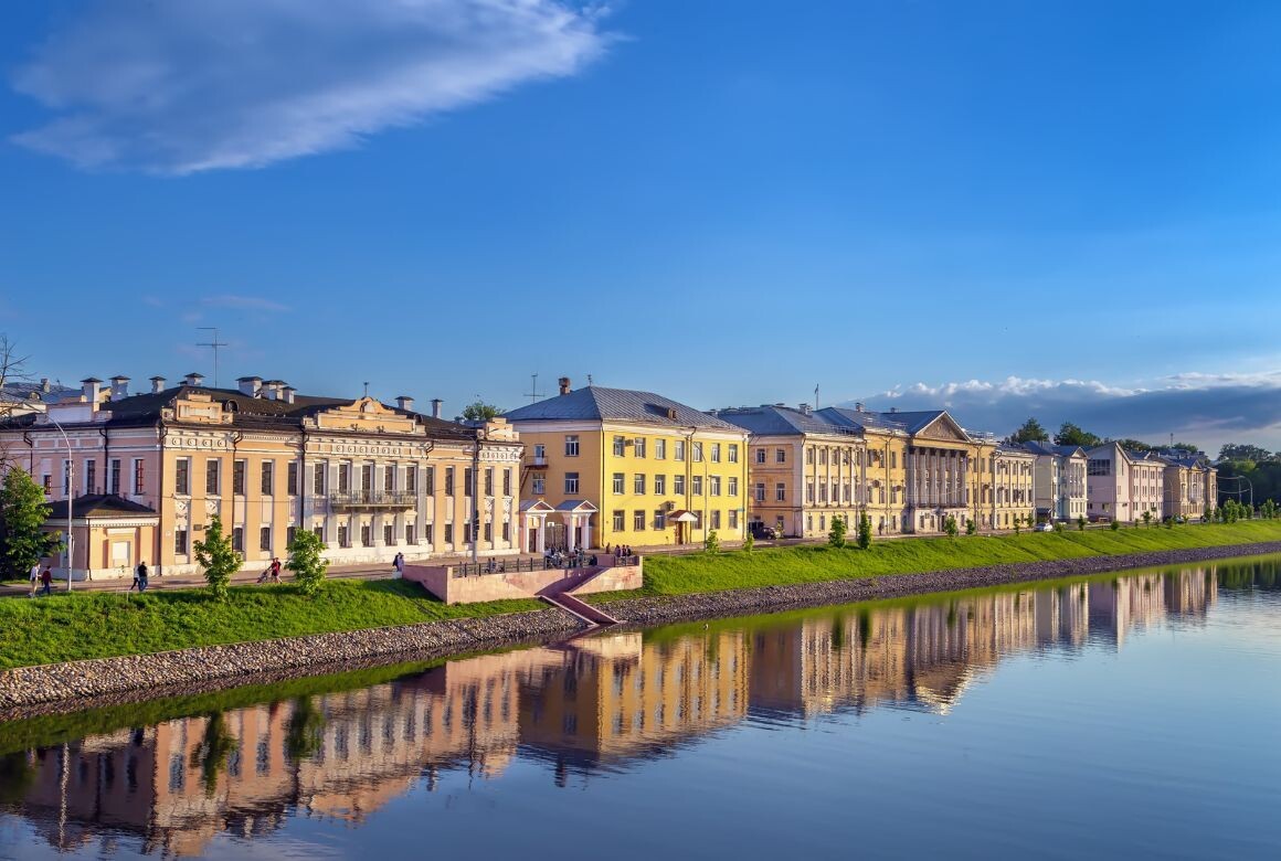 Набережная в Вологде (Borisb1 / Canva)