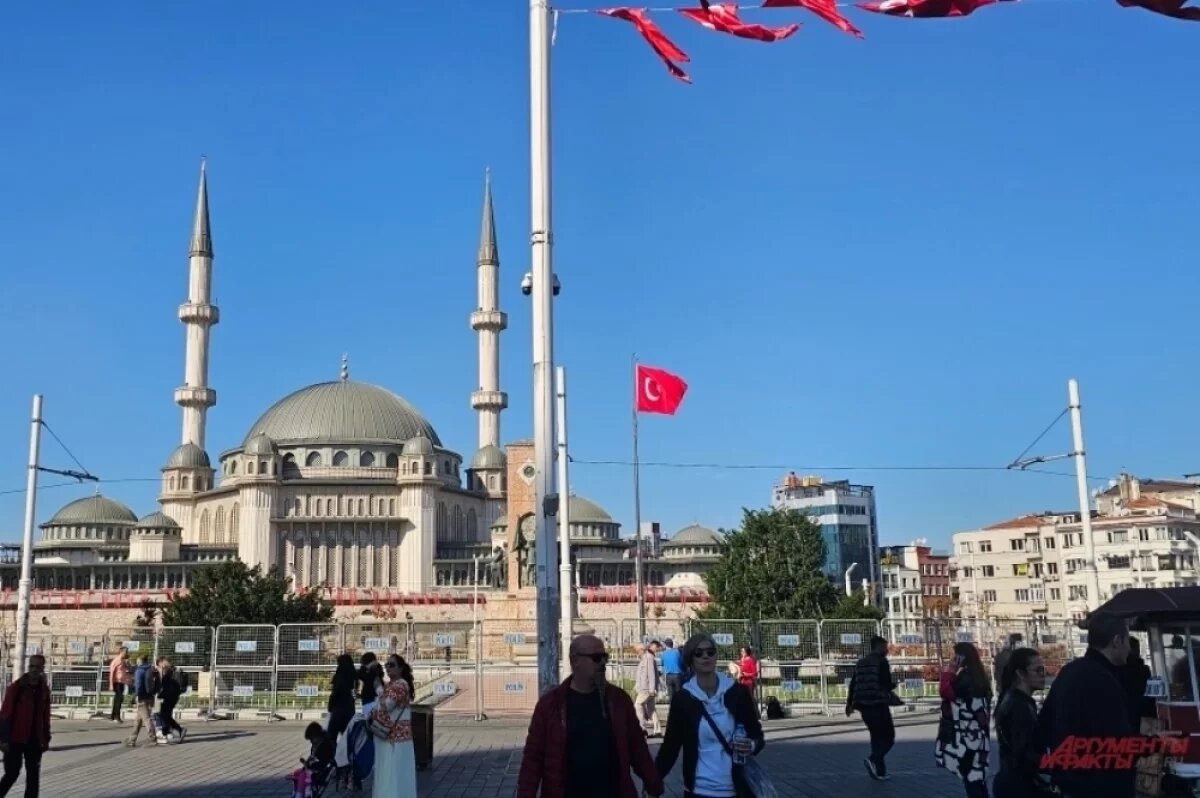    Работавший в Донбассе журналист Лучиди назвал причину депортации из Турции