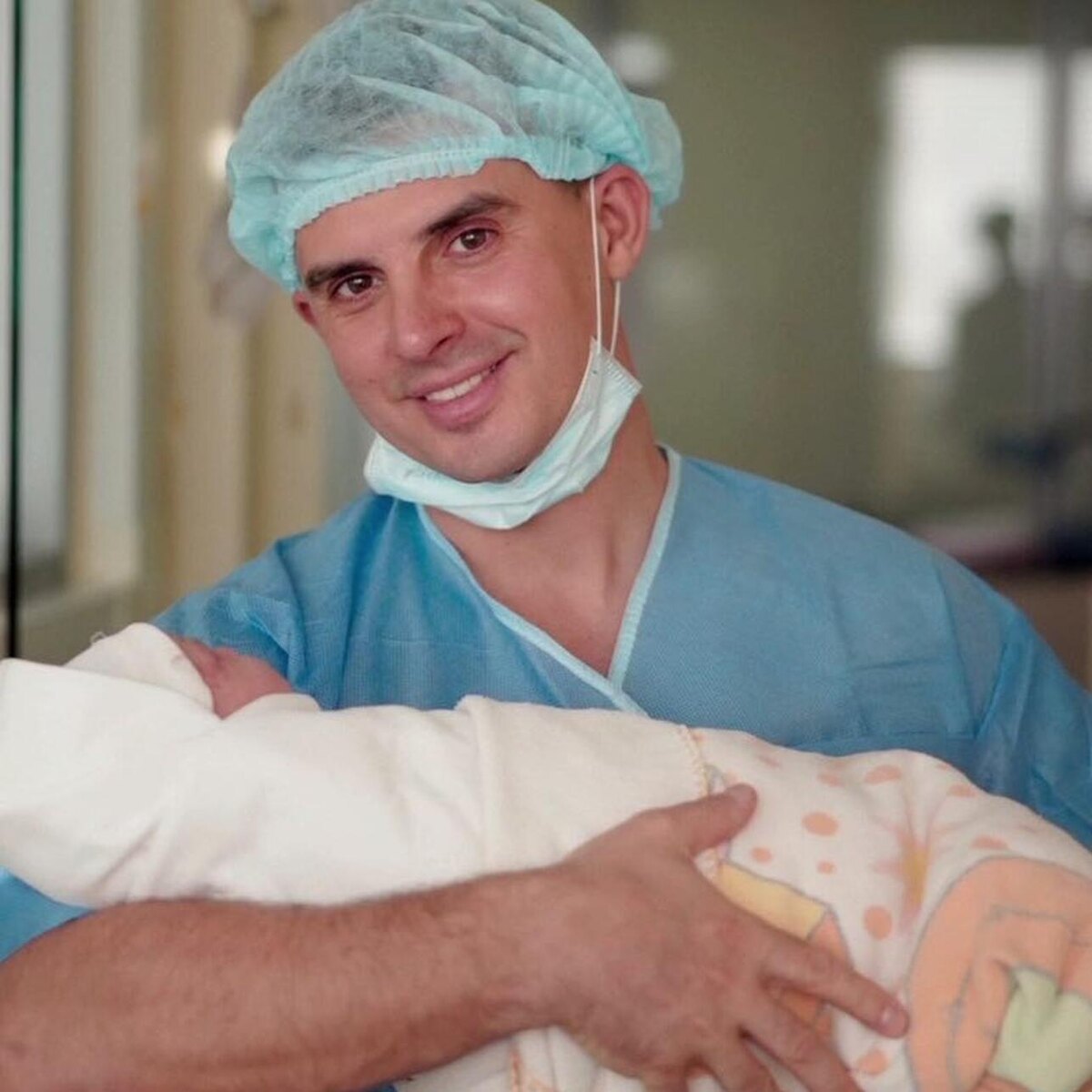    Кирилл Туриченко с сыном предоставлено Пресс-службой