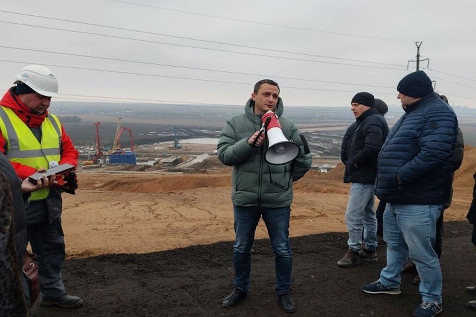    Участники «Дороги Донбасса 2026» осмотрели масштабные объекты, которые восстанавливают в ДНР. Фото: Компания «Мостовик»