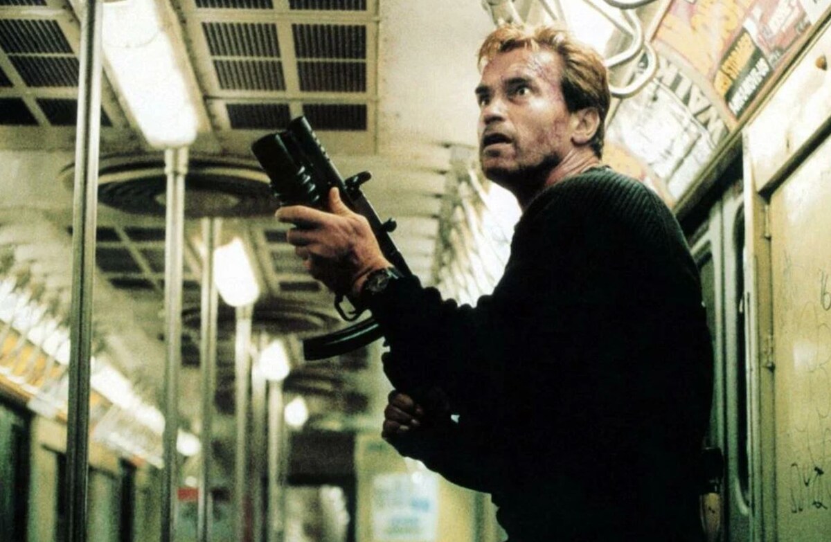    Отличный фильм, где Арни предстает совершенно другим персонажем. Фото: kinotv.ru