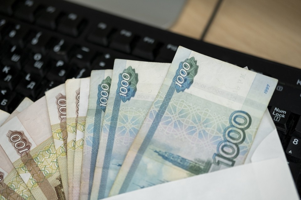    В итоге горе-музыканту пришлось взять кредит, чтобы покрыть судебные расходы. Юлия ПЫХАЛОВА