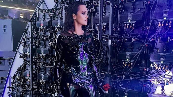 Певица Слава. Обложка © VK / Анастасия Сланевская