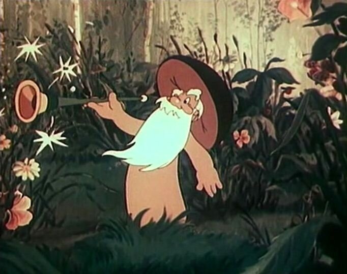 Старик-боровик дарит Жене дудочку Фото: кадр из мультфильма «Дудочка и кувшинчик»