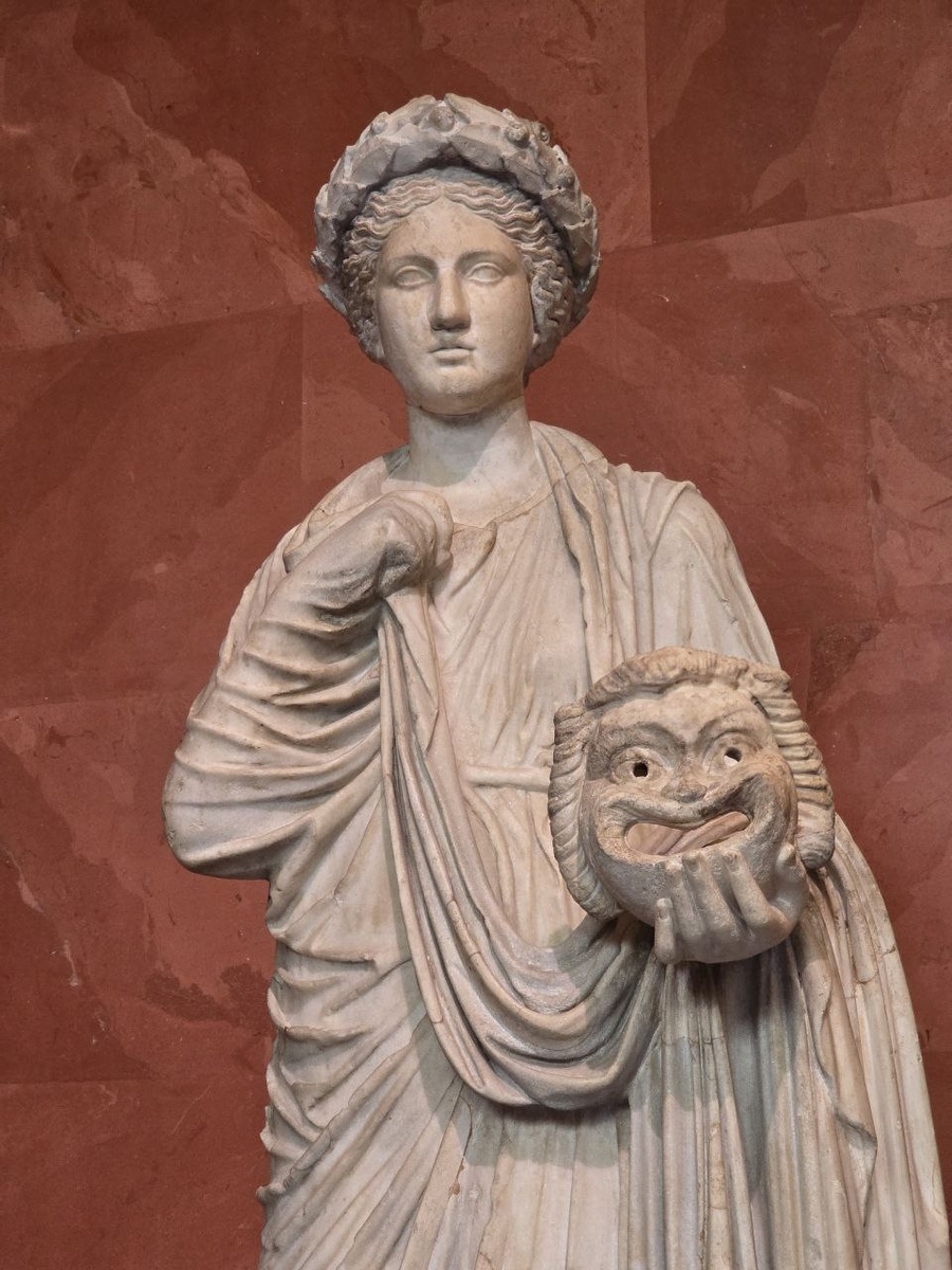 Талия. Муза комедии. Римская копия по греческим оригиналам III–II вв. до н. э.