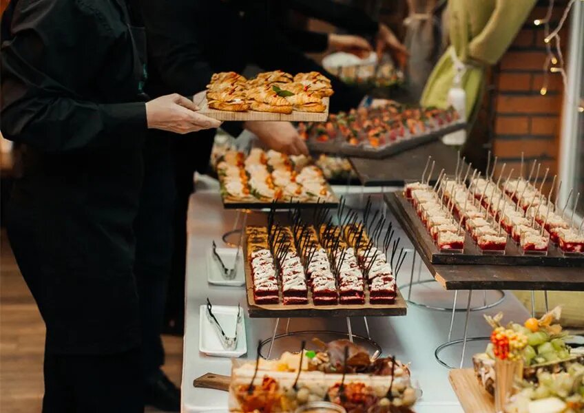 Фуршет с доставкой на 23 февраля