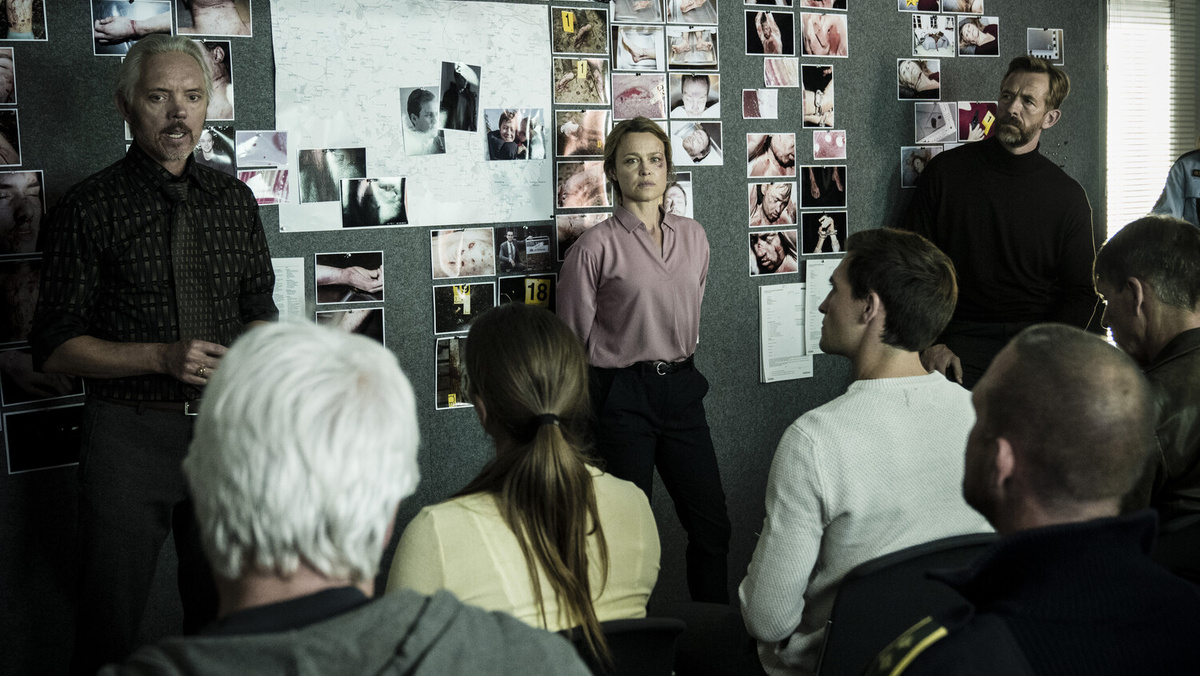 Кадр из сериала «Те, кто убивают», 2019-2024 год, режиссеры Карстен Миллеруп, Йонас Александр Арнбю, Горан Капетанович