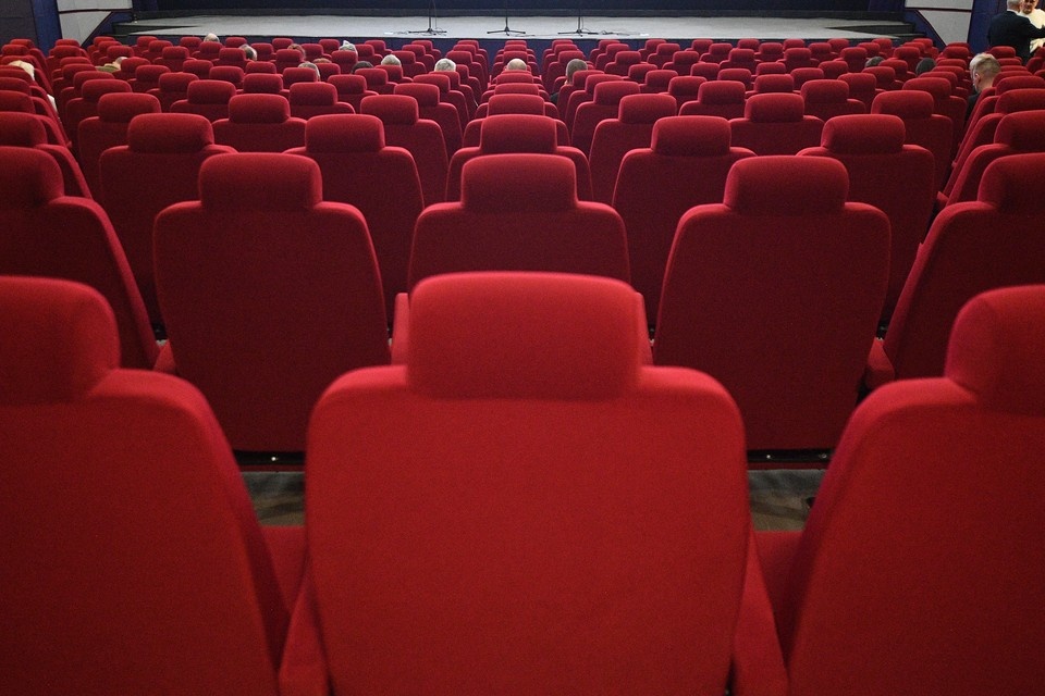    С 1 марта в России будут бороться с дискредитирующими ценности фильмами Алексей БУЛАТОВ