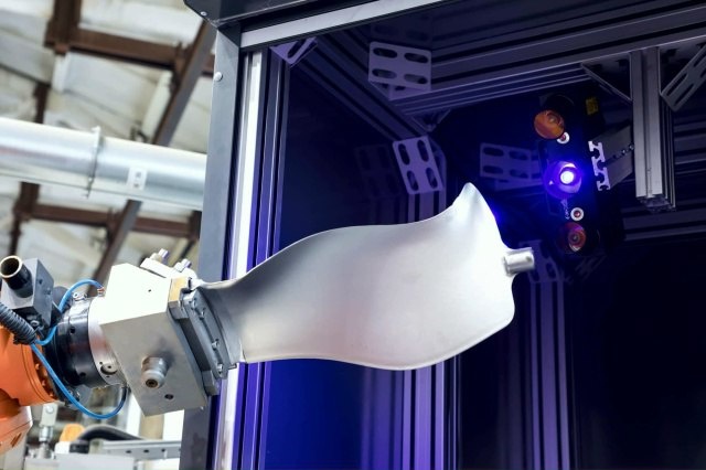 Российские двигателестроители в феврале 2026 года ввели в эксплуатацию новый роботизированный комплекс для адаптивной шлифовки