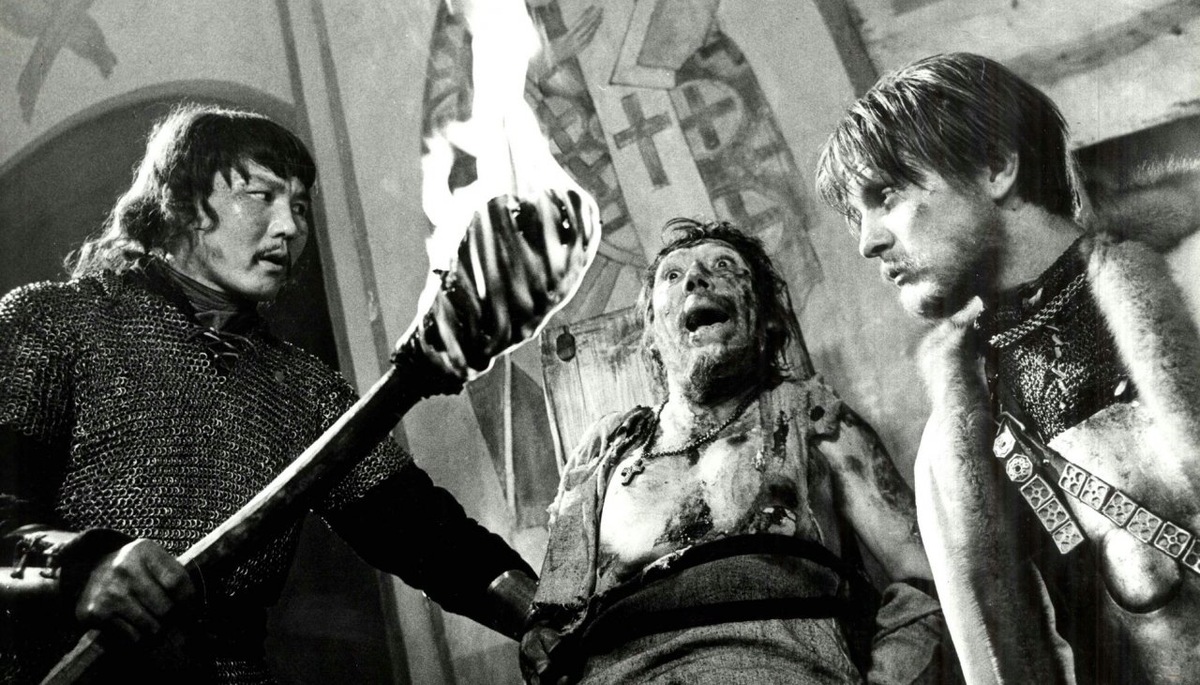 Еще немного - и они кинутся требовать запрета наших фильмов. 