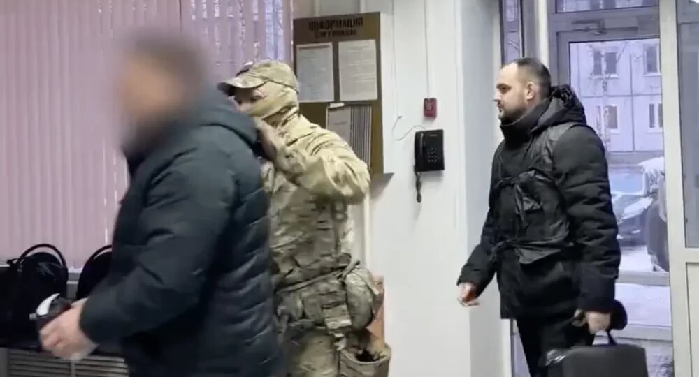 В Вологодской области мошенники похищали деньги у служащих по контракту военных