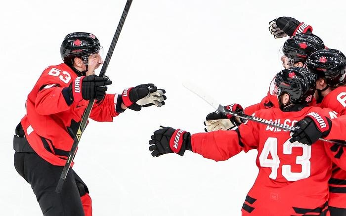 Обложка © ТАСС / Пётр Ковалёв