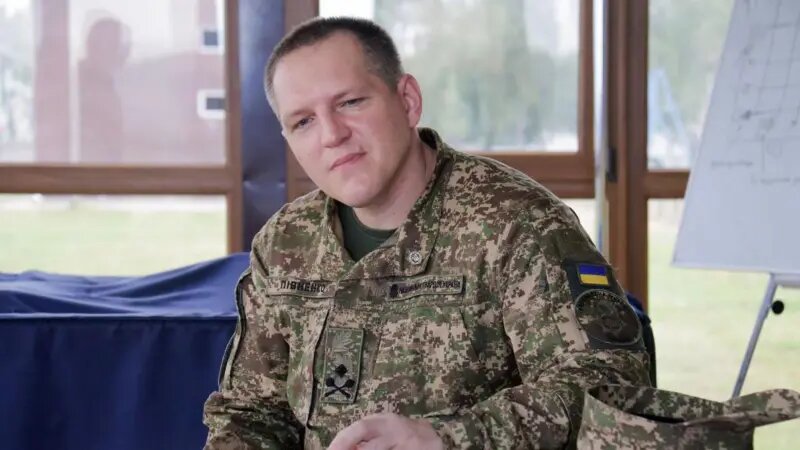 Александр Пивненко командует НГУ с июля 2023 года. До этого возглавлял Восточное территориальное управление Нацгвардии, воевал под Харьковом и в Бахмуте. Имеет звание Героя Украины.