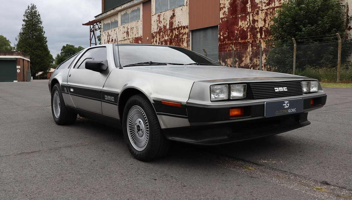 DeLorean DMC-12, фото из открытых источников