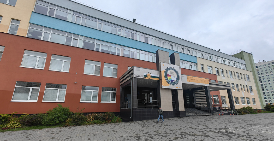 Сенатору из Москвы не показали забитые детсады и школы Академа