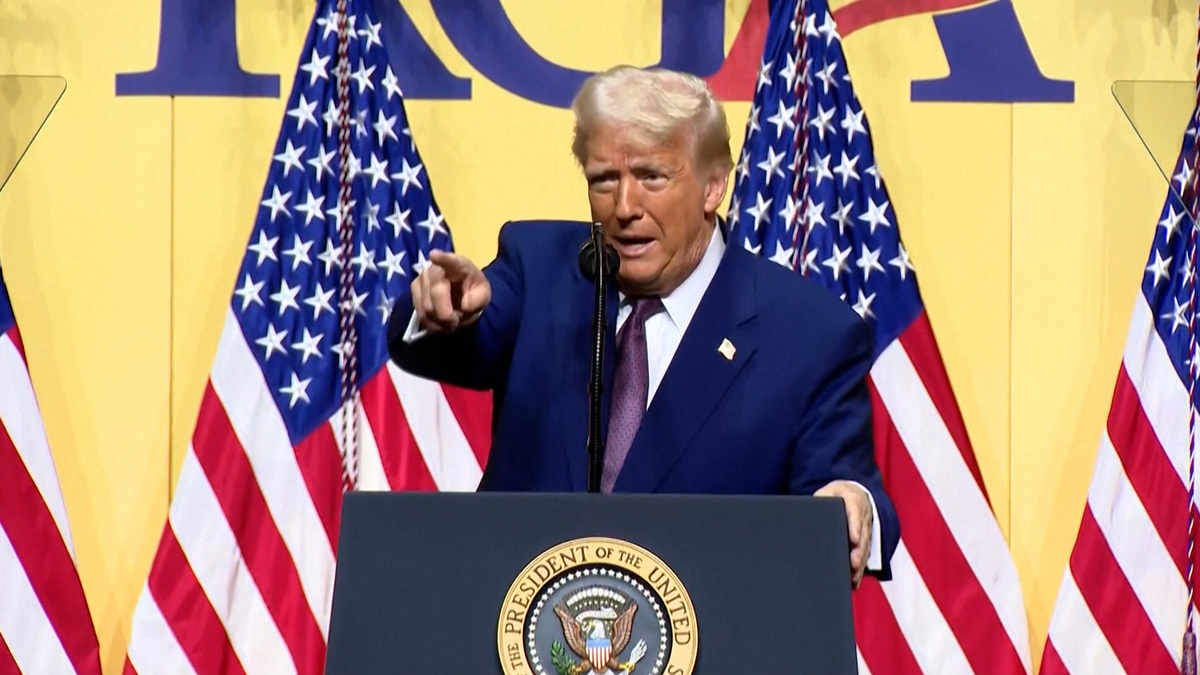    Дональд Трамп