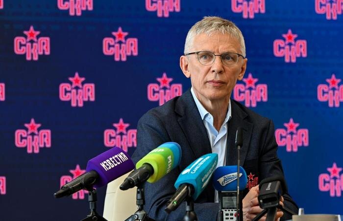 Игорь Ларионов. Обложка © пресс-служба ХК СКА