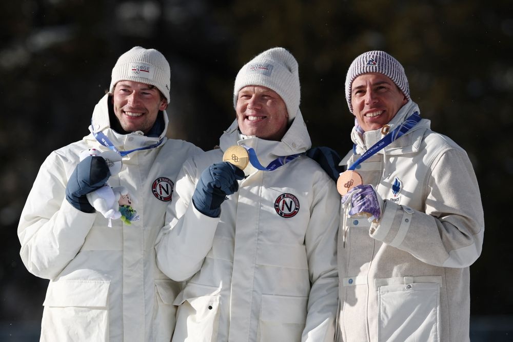    Биатлон. Масс-старт среди мужчин на дистанции 15 км. Золото и серебро - у Норвегии, бронза - у Франции. / Фото: REUTERS