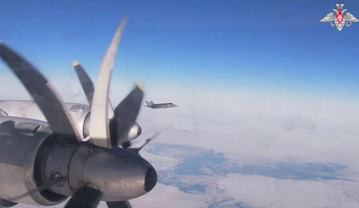    скриншот видео с телеграм-канала Министерства обороны России