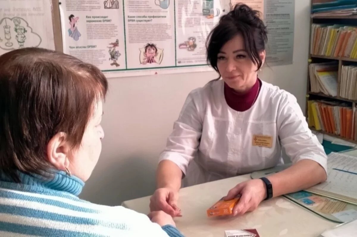    Фельдшер на селе - не просто медик. Это и акушер, и реаниматолог, и психолог, и социальный работник.