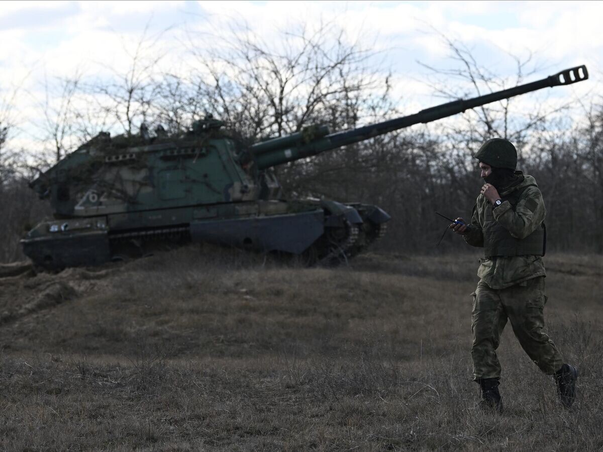    Самоходная артиллерийская установка (САУ) "Мста-С" на боевой позиции в южном секторе спецоперации | © РИА Новости / Алексей Майшев