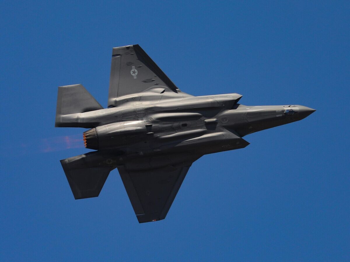   Истребитель-бомбардировщик F-35 | © РИА Новости / Нина Падалко