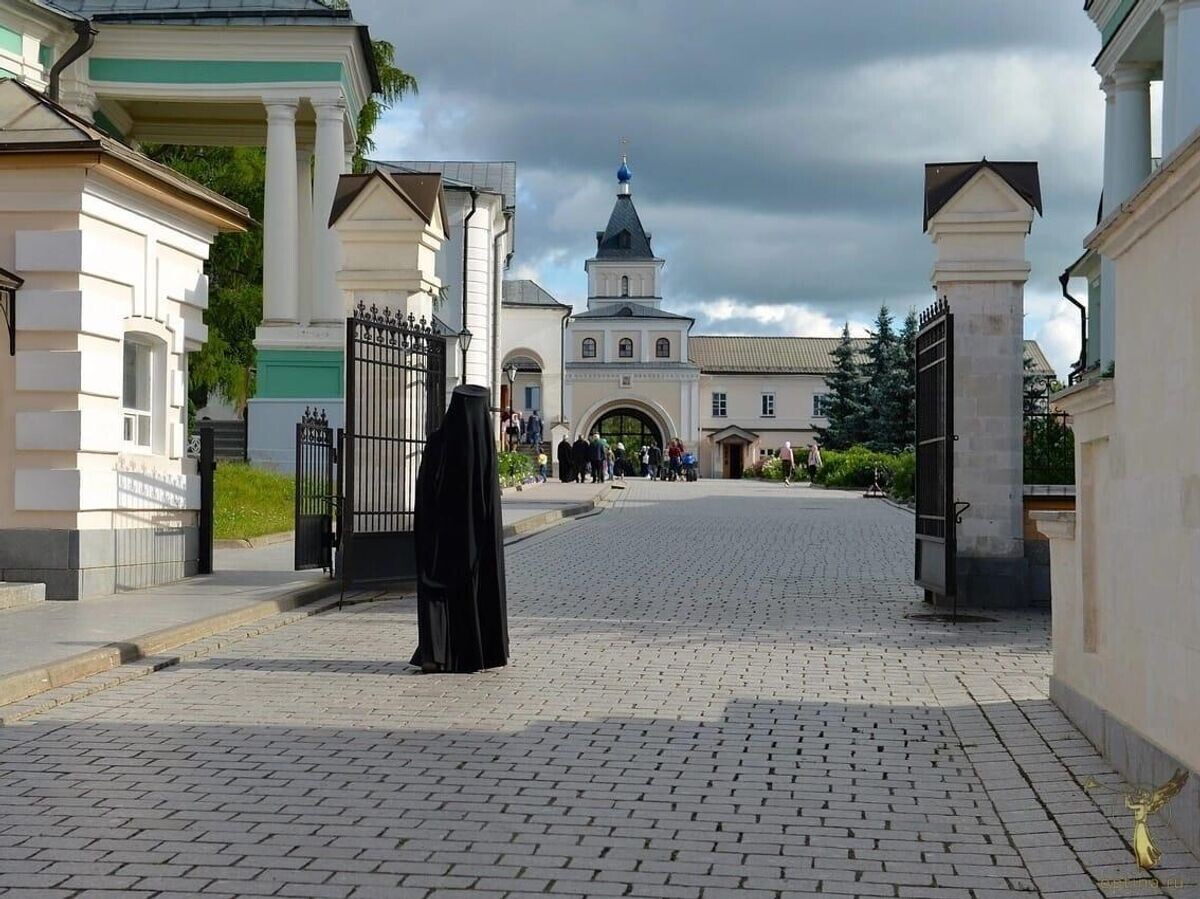    Монастырь Оптина пустынь | © Фото : Оптина пустынь