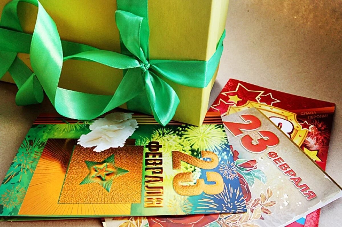    23 февраля близко.