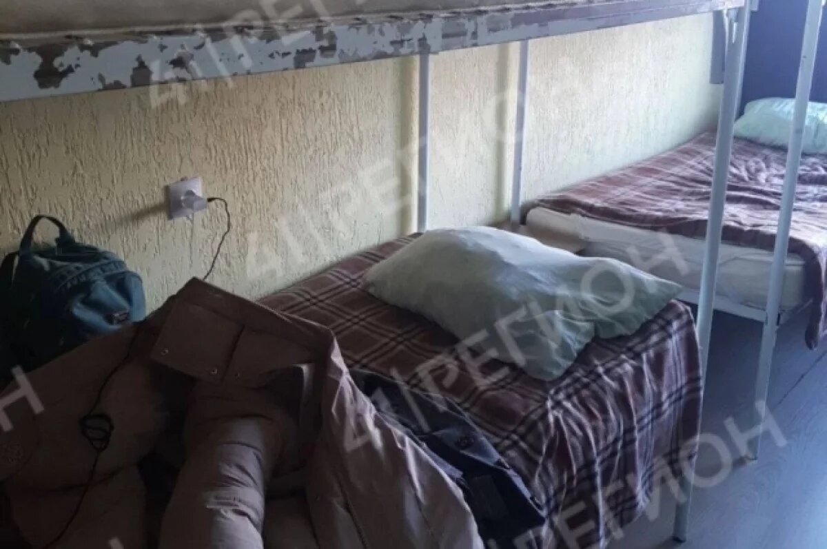    В гостиницу с ужасными условиями заселили пассажиров камчатского рейса