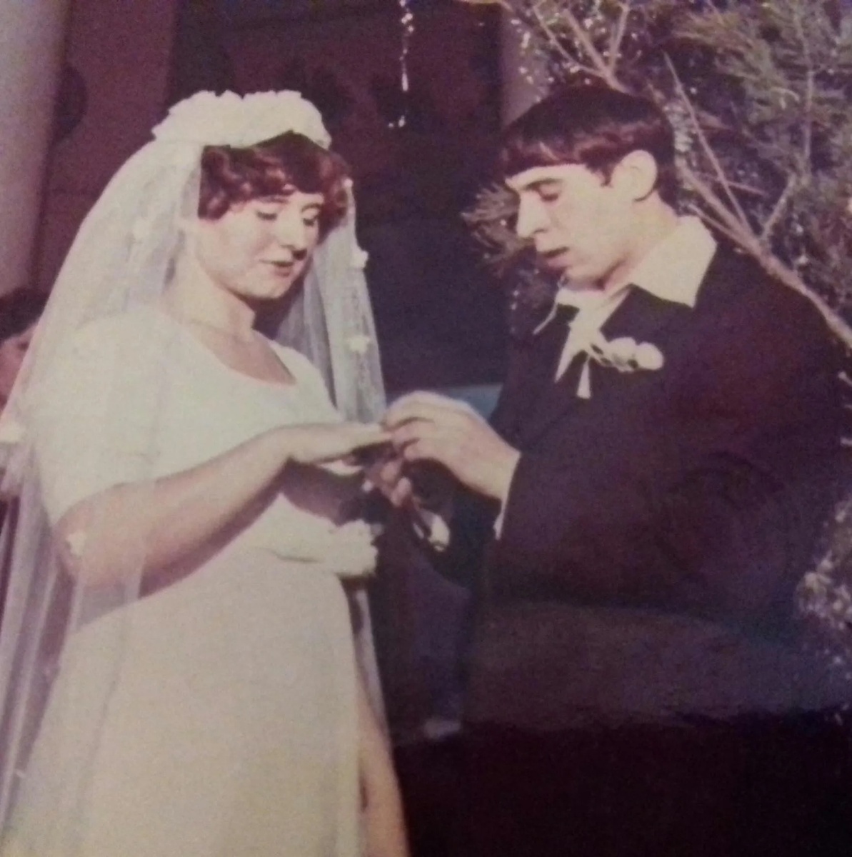 13 января 1979 года.- день нашего бракосочетания.