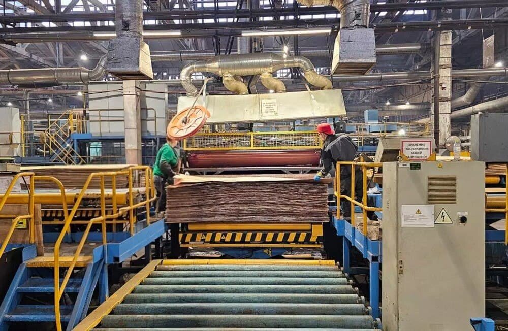   Новый станок для для гигантской фанеры на производстве «Свеза»