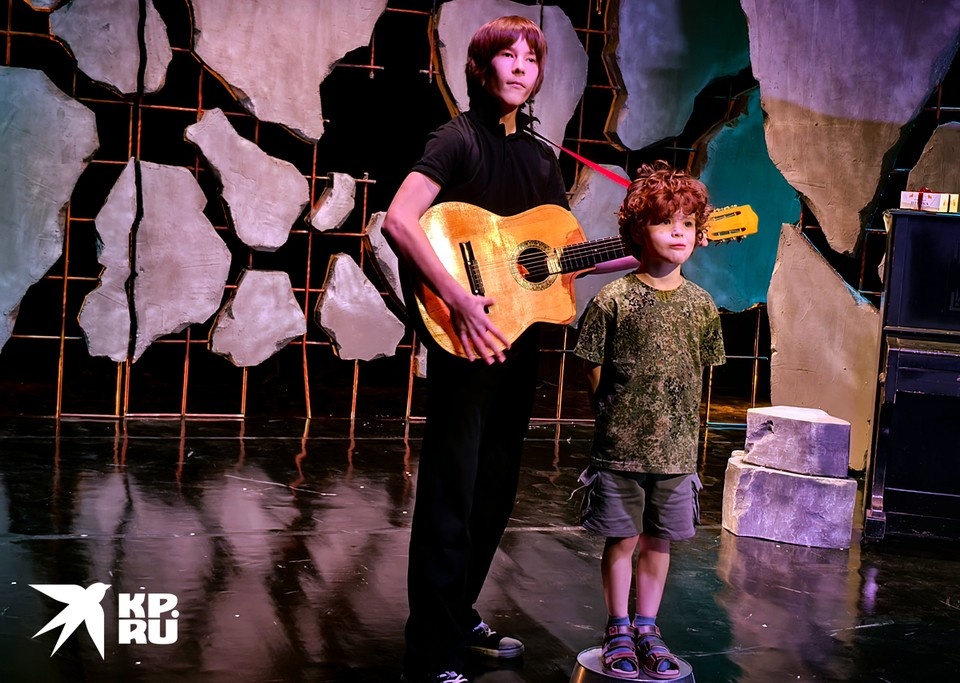    Театр Российской Армии к 23 февраля показал историю одной донбасской семьи Юлия АНДРИЕНКО