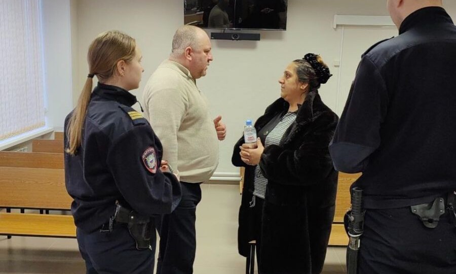 В Брянской области цыганка более 10 лет получала пособие на "бумажных" детей